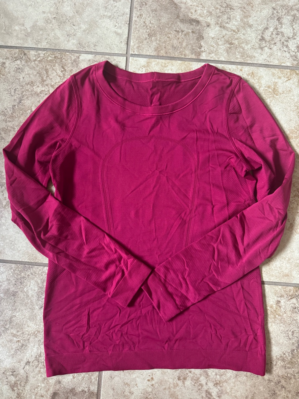 lululemon athletica Long Sleeve Seamless Top - Berry Rumble